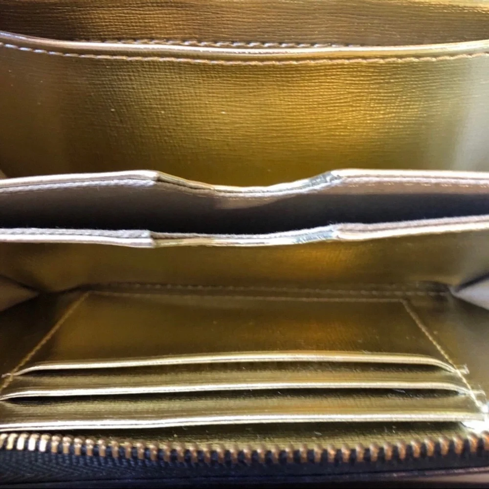 Fossil Wallet